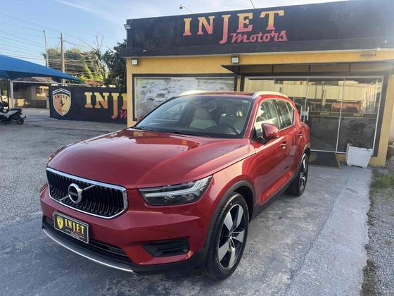 VOLVO XC40 2.0 T5 GASOLINA MOMENTUM AWD GEARTRONIC